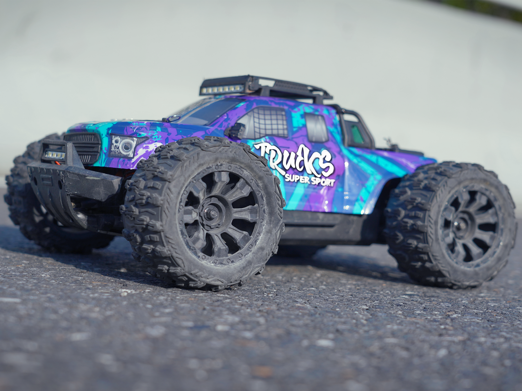 JIUSI PT14R 1/14 RC Monster Truck – Best Beginner Brushless RC Car